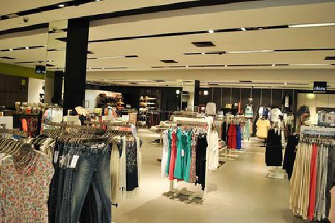 麻江商场里的店面怎么装修？